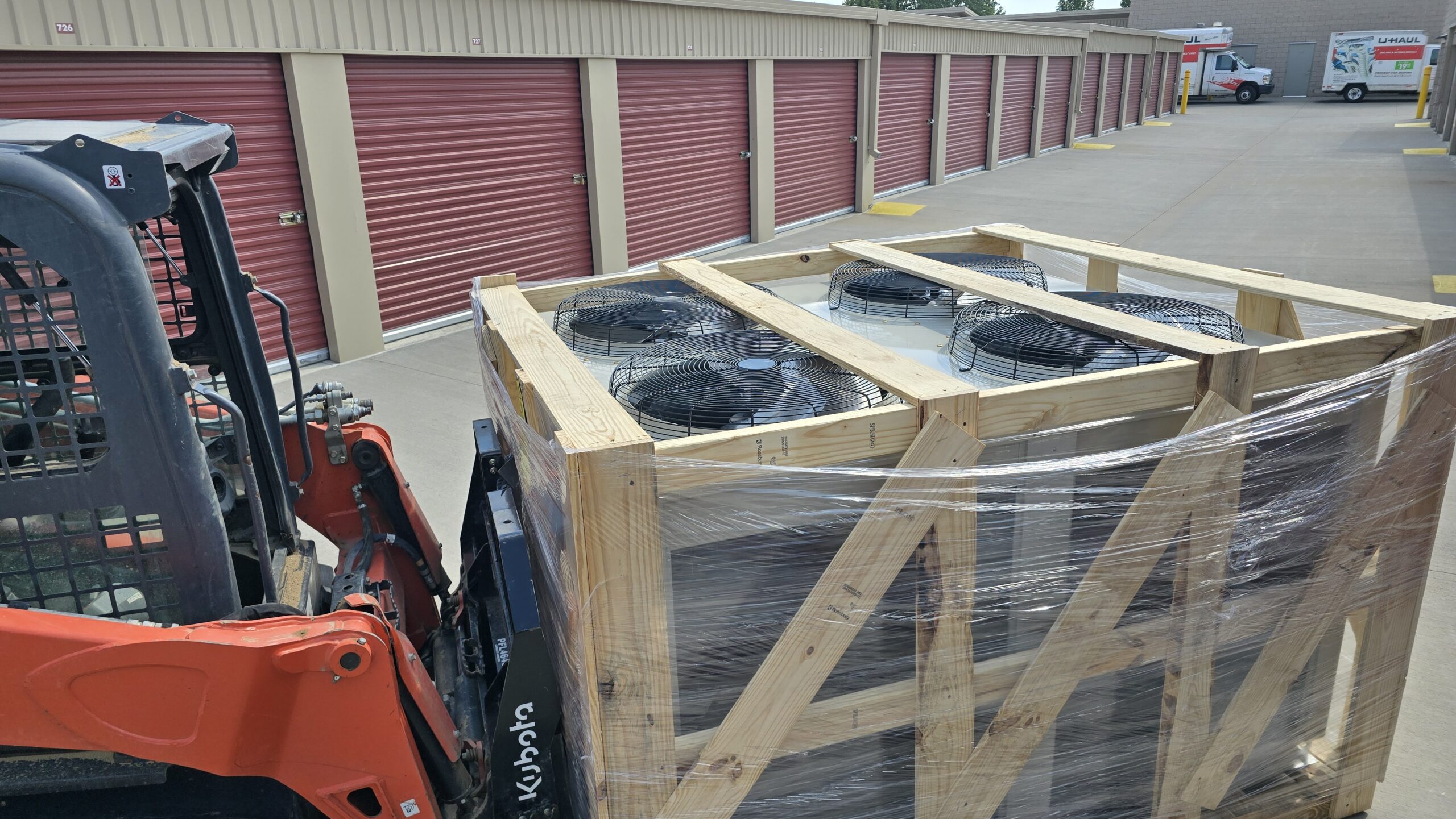 20-ton-chiller-air-cooled-rink-package